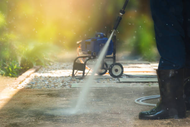 Best Restaurant Pressure Washing  in Chinook, MT